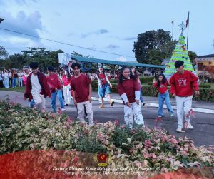 𝐄𝐕𝐒𝐔-𝐂𝐚𝐫𝐢𝐠𝐚𝐫𝐚 𝐂𝐚𝐦𝐩𝐮𝐬 𝐋𝐢𝐠𝐡𝐭𝐬 𝐔𝐩 𝐭𝐡𝐞 𝐇𝐨𝐥𝐢𝐝𝐚𝐲𝐬 𝐰𝐢𝐭𝐡 𝐆𝐫𝐚𝐧𝐝 𝐂𝐡𝐫𝐢𝐬𝐭𝐦𝐚𝐬 𝐓𝐫𝐞𝐞 𝐋𝐢𝐠𝐡𝐭𝐢𝐧𝐠